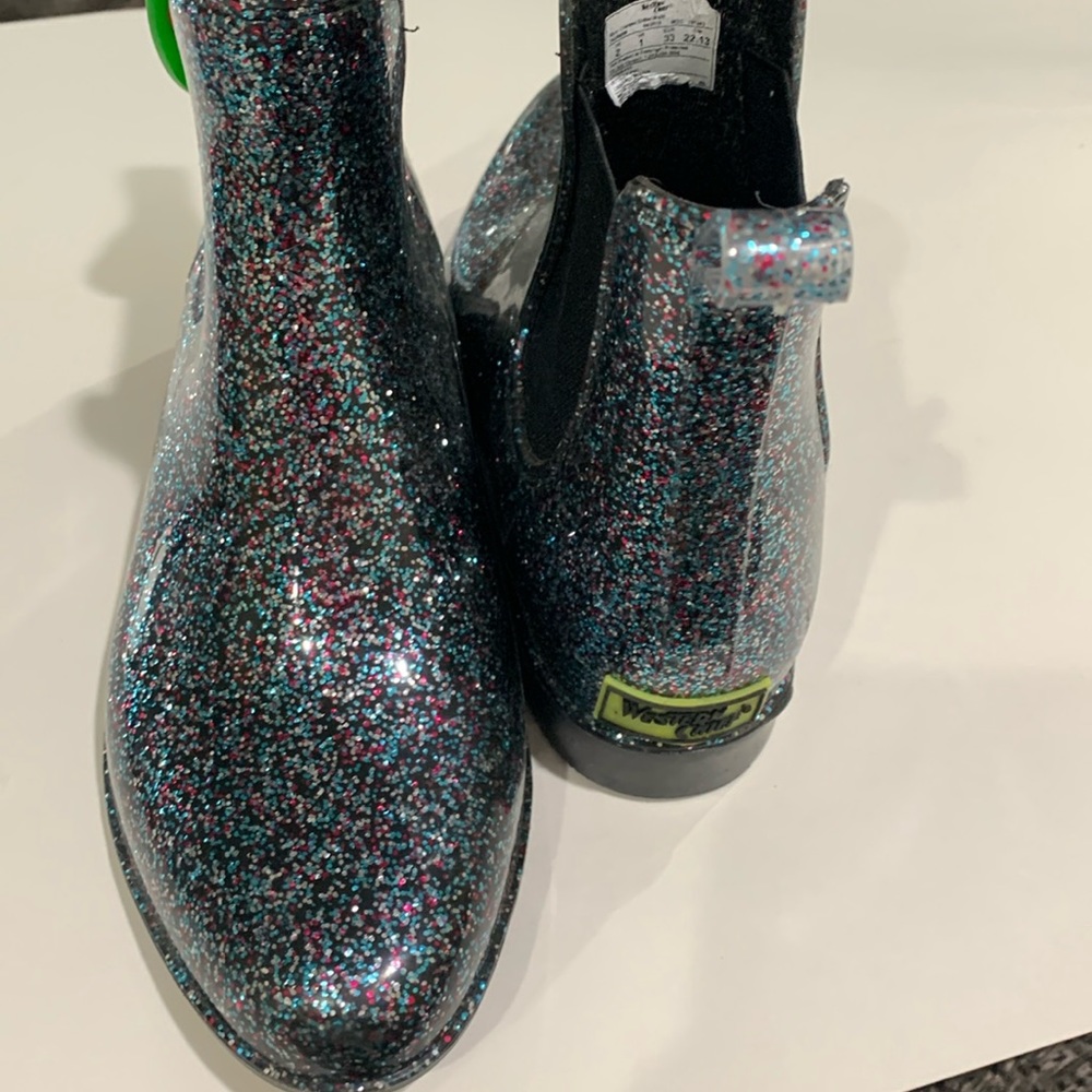 Rubber boots